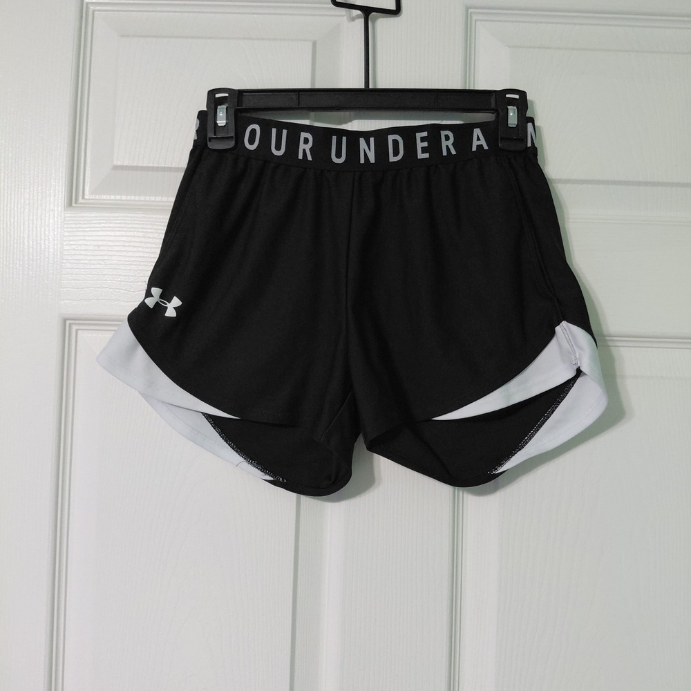Under Armour Womens HeatGear Shorts Black White Loose Fit XS 1344552-002